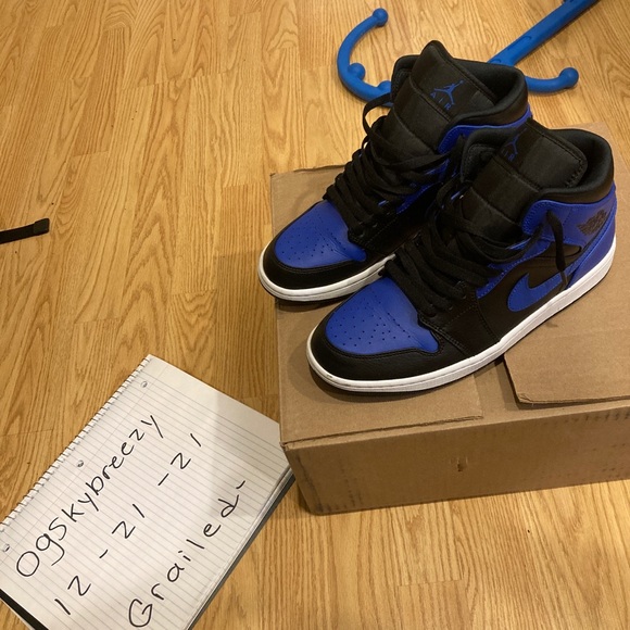 Air Jordan 1 Royal Blue - Picture 6 of 8